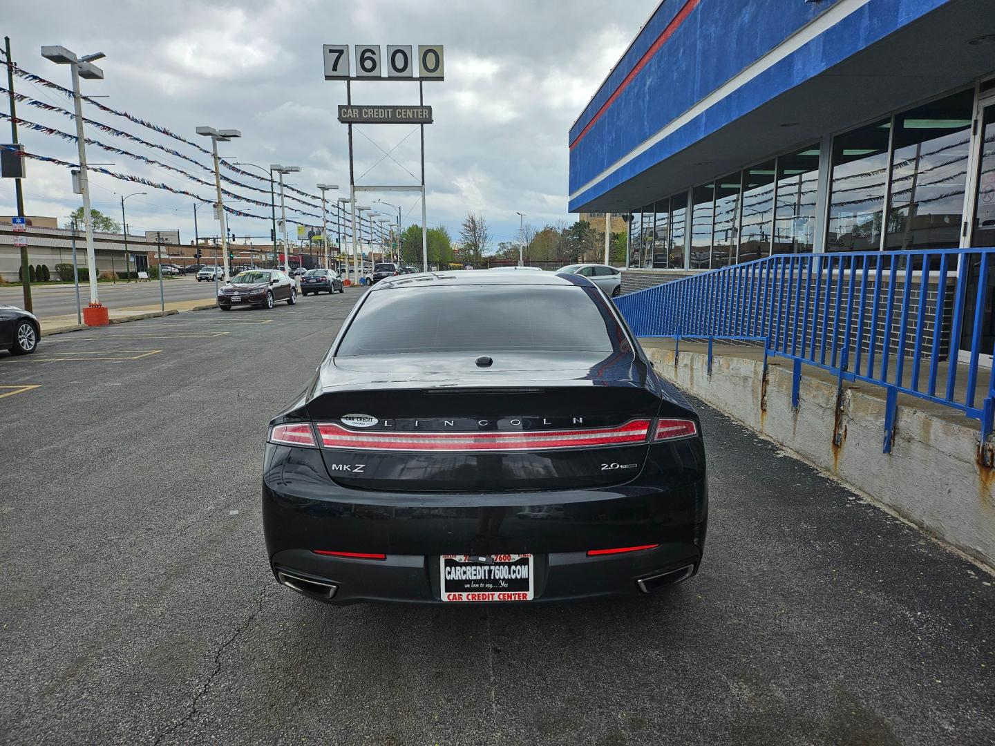 2014 RED Lincoln MKZ FWD (3LN6L2G91ER) with an 2.0L L4 DOHC 16V engine, 6-Speed Automatic transmission, located at 7600 S Western Ave., Chicago, IL, 60620, (773) 918-3980, 0.000000, 0.000000 - Photo#3